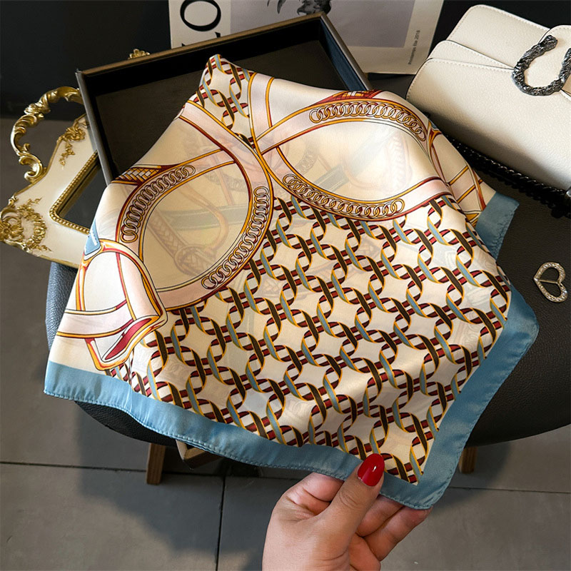 Luxury Female Square Scarf Cha - Silk Neck Scarf 评论和价格